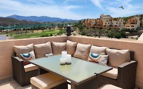 Atico Esquinero Con Preciosas Vistas Al Valle Del Este Golf Con Piscina Comunitaria!